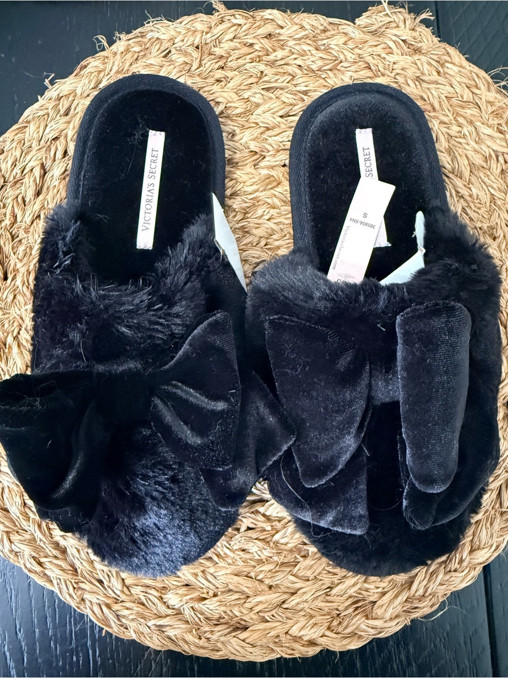 Victoria's Secret Black Velvet Bow Slide Slippers with Faux Fur-NWT